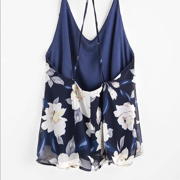Floral backless halter top - Picture 2 of 4